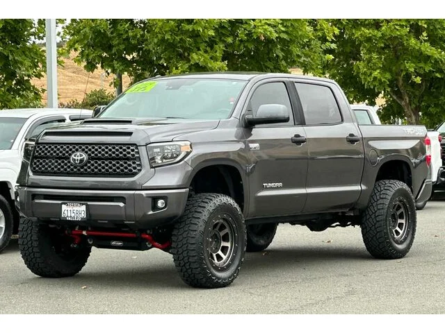 SEMINUEVOS TOYOTA Tundra a Estados en autogozo