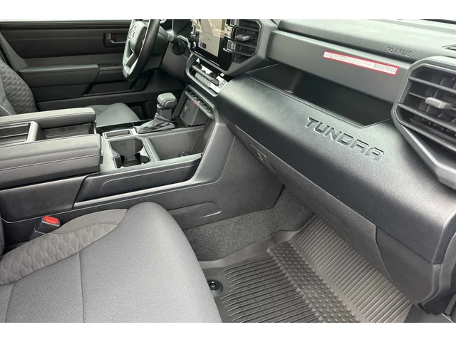 Nuevos TOYOTA TUNDRA CREWMAX 4X2 à Estados chez autogozo