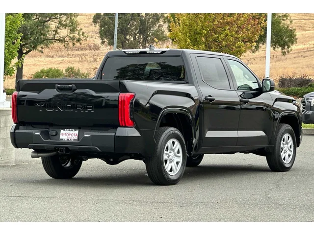 Nuevos TOYOTA TUNDRA CREWMAX 4X2 à Estados chez autogozo