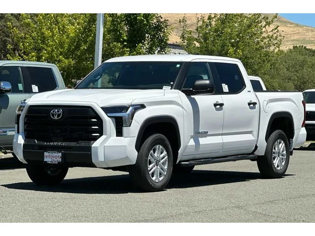 Nuevos TOYOTA TUNDRA CREWMAX 4X4 à Estados chez autogozo