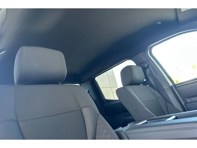 Nuevos TOYOTA TUNDRA CREWMAX 4X4 à Estados chez autogozo