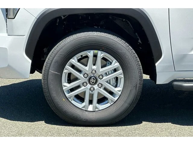 Nuevos TOYOTA TUNDRA CREWMAX 4X4 à Estados chez autogozo