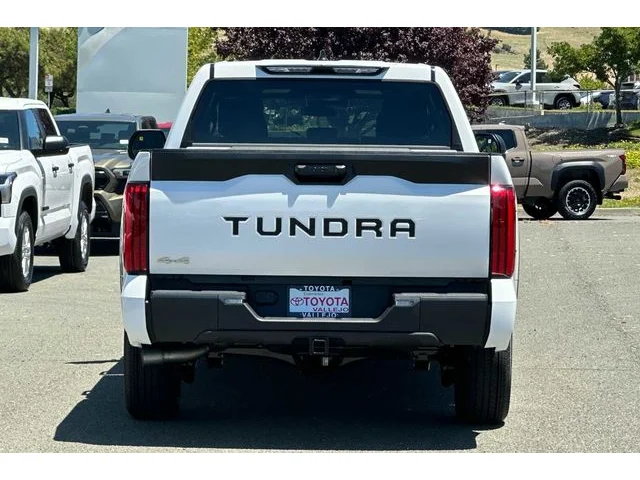 Nuevos TOYOTA TUNDRA CREWMAX 4X4 à Estados chez autogozo