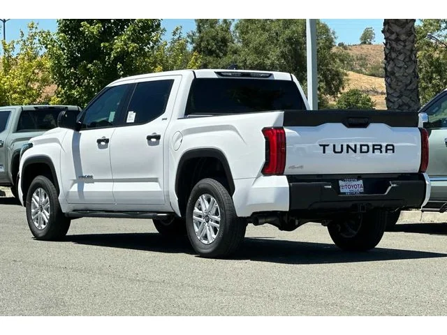 Nuevos TOYOTA TUNDRA CREWMAX 4X4 à Estados chez autogozo