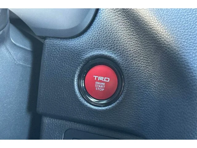 Nuevos TOYOTA TUNDRA CREWMAX 4X4 à Estados chez autogozo