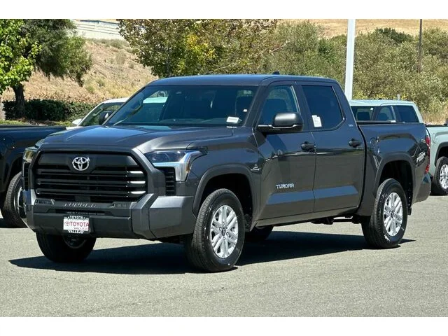 Nuevos TOYOTA TUNDRA CREWMAX 4X4 à Estados chez autogozo