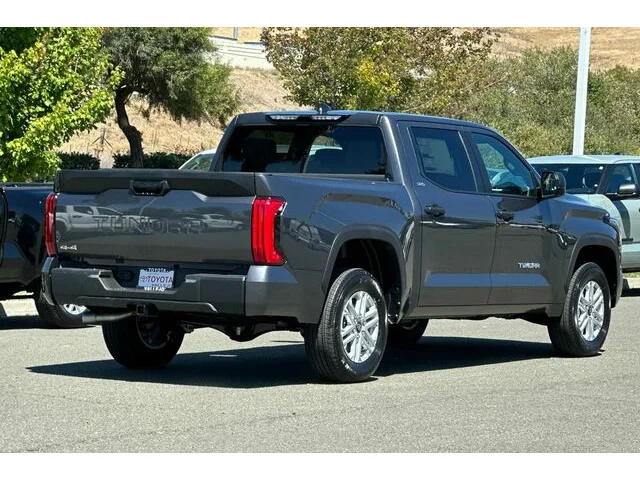 Nuevos TOYOTA TUNDRA CREWMAX 4X4 à Estados chez autogozo