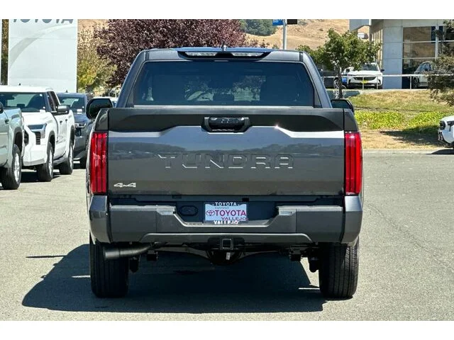 Nuevos TOYOTA TUNDRA CREWMAX 4X4 à Estados chez autogozo