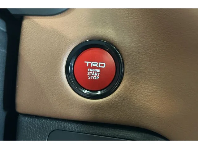 Nuevos TOYOTA TUNDRA CREWMAX 4X4 à Estados chez autogozo