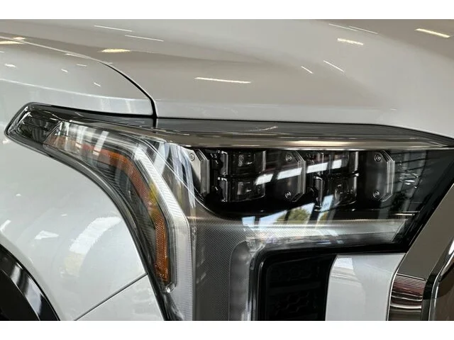 Nuevos TOYOTA TUNDRA CREWMAX 4X4 à Estados chez autogozo