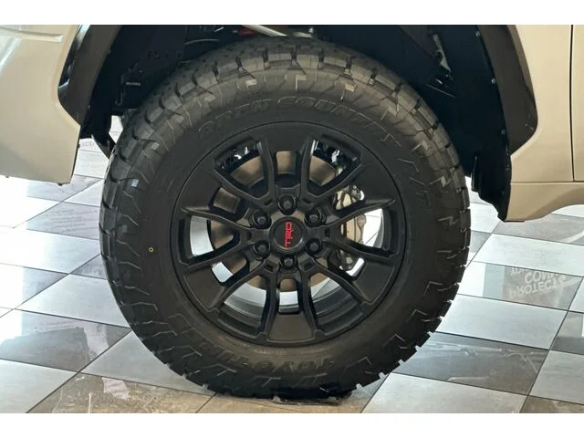 Nuevos TOYOTA TUNDRA CREWMAX 4X4 à Estados chez autogozo