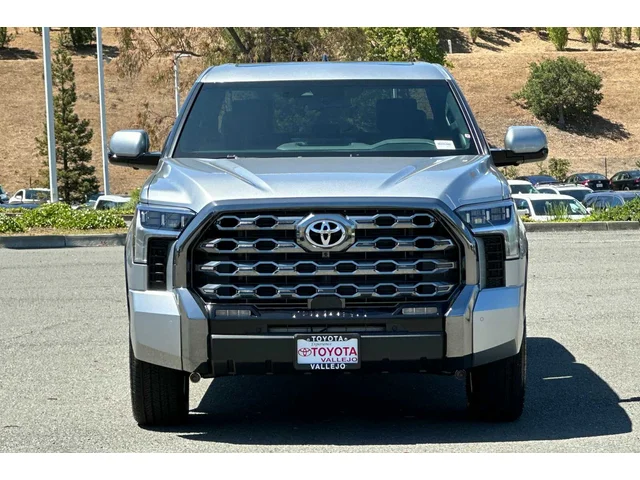 Nuevos TOYOTA TUNDRA CREWMAX 4X4 à Estados chez autogozo