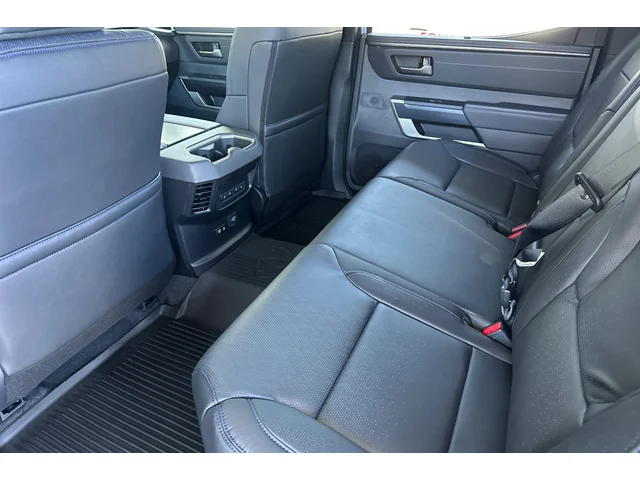 Nuevos TOYOTA TUNDRA CREWMAX 4X4 à Estados chez autogozo