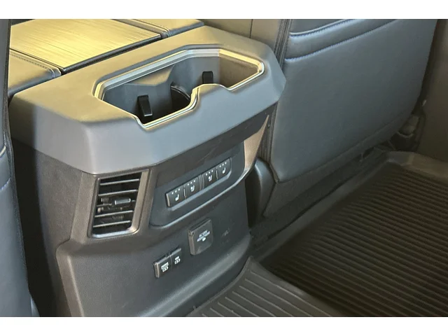 Nuevos TOYOTA TUNDRA CREWMAX 4X4 à Estados chez autogozo