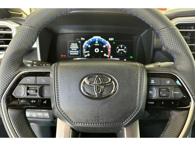 Nuevos TOYOTA TUNDRA CREWMAX 4X4 à Estados chez autogozo
