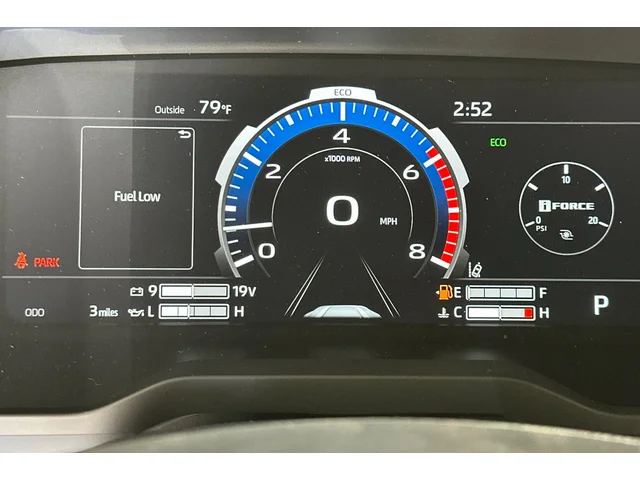 Nuevos TOYOTA TUNDRA CREWMAX 4X4 à Estados chez autogozo