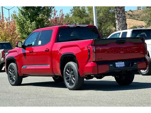 Nuevos TOYOTA TUNDRA CREWMAX 4X4 à Estados chez autogozo