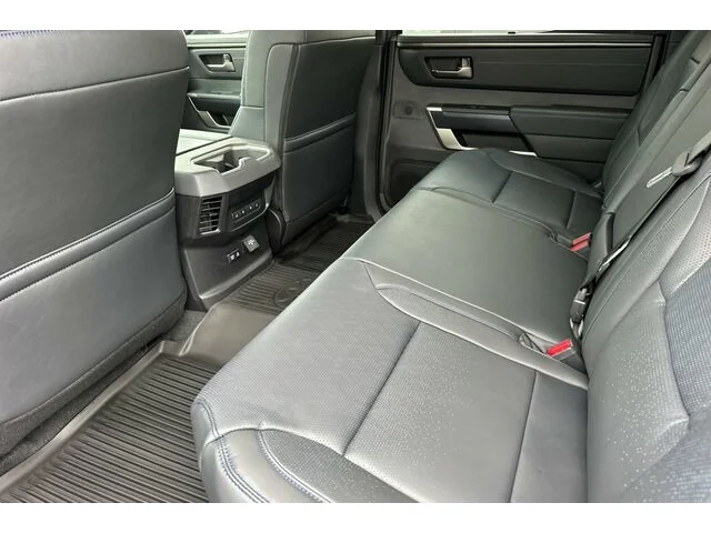 Nuevos TOYOTA TUNDRA CREWMAX 4X4 à Estados chez autogozo