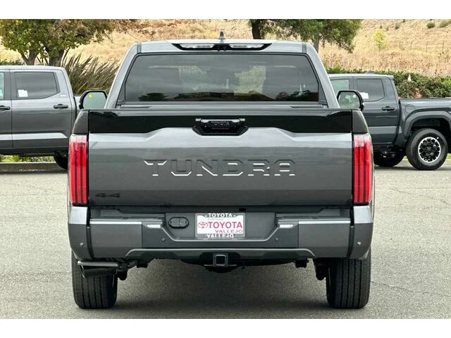 Nuevos TOYOTA TUNDRA CREWMAX 4X4 à Estados chez autogozo