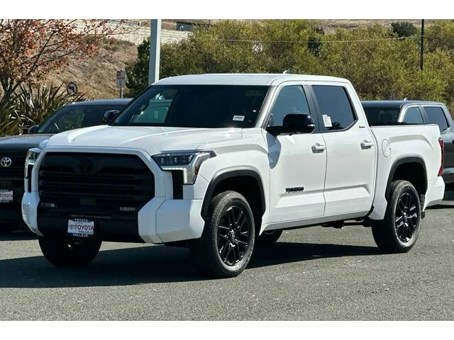 Nuevos TOYOTA TUNDRA CREWMAX 4X4 à Estados chez autogozo