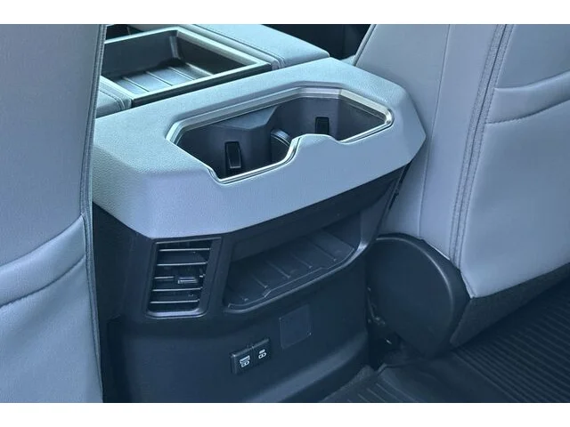 Nuevos TOYOTA TUNDRA CREWMAX 4X4 à Estados chez autogozo
