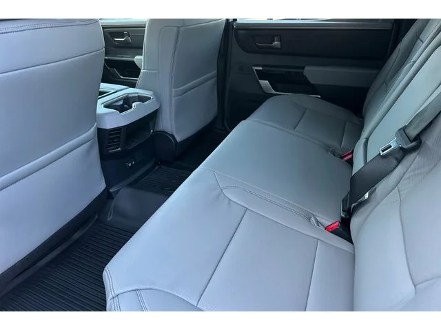Nuevos TOYOTA TUNDRA CREWMAX 4X4 à Estados chez autogozo