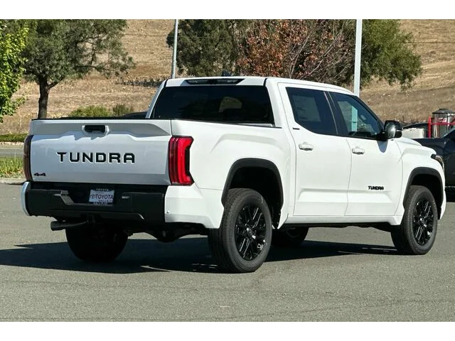 Nuevos TOYOTA TUNDRA CREWMAX 4X4 à Estados chez autogozo