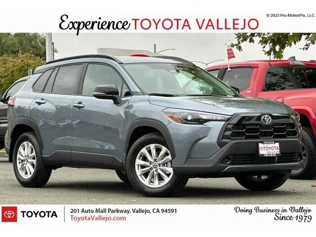 Nuevos TOYOTA COROLLA CROSS à Estados chez autogozo