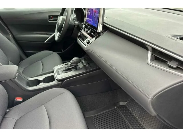 Nuevos TOYOTA COROLLA CROSS à Estados chez autogozo