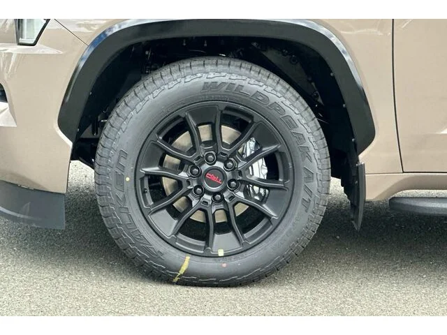 Nuevos TOYOTA SEQUOIA à Estados chez autogozo