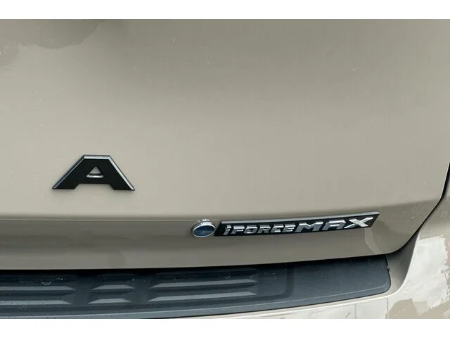 Nuevos TOYOTA SEQUOIA à Estados chez autogozo