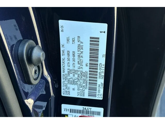 Nuevos TOYOTA SEQUOIA à Estados chez autogozo