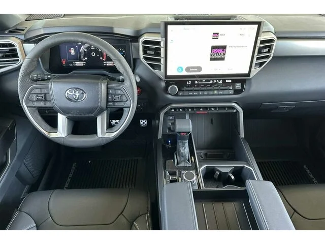 Nuevos TOYOTA SEQUOIA à Estados chez autogozo