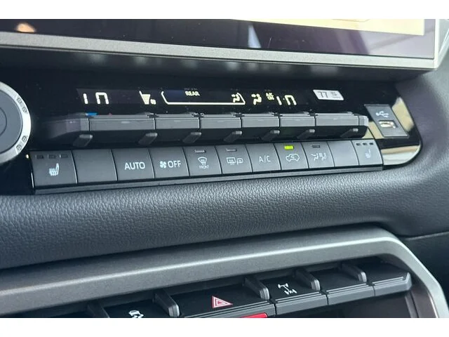 Nuevos TOYOTA SEQUOIA à Estados chez autogozo