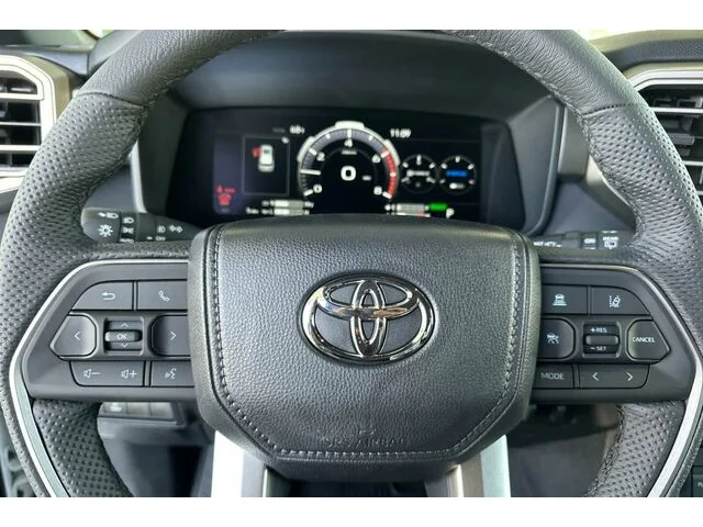 Nuevos TOYOTA SEQUOIA à Estados chez autogozo
