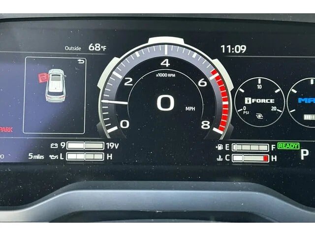 Nuevos TOYOTA SEQUOIA à Estados chez autogozo