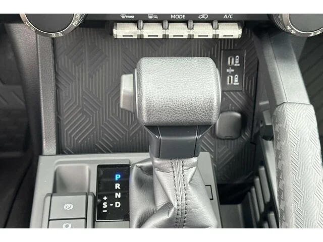 Nuevos TOYOTA 4RUNNER à Estados chez autogozo