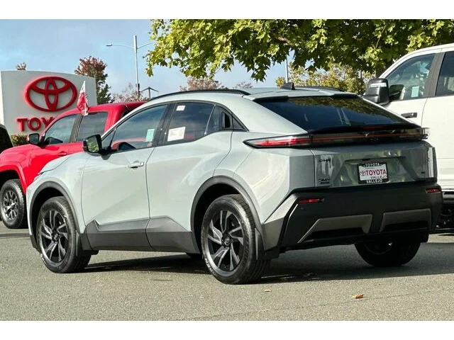 Nuevos TOYOTA C-HR à Estados chez autogozo