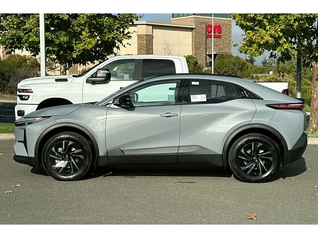 Nuevos TOYOTA C-HR à Estados chez autogozo