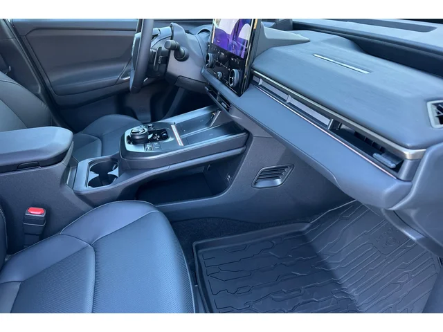 Nuevos TOYOTA BZ WOODLAND à Estados chez autogozo