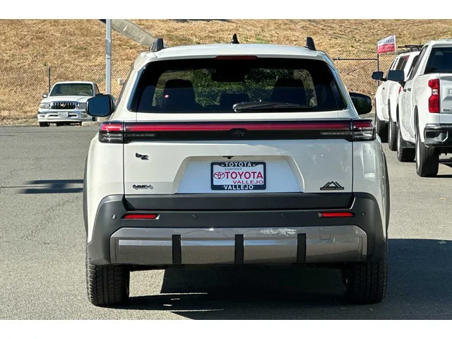 Nuevos TOYOTA BZ WOODLAND à Estados chez autogozo