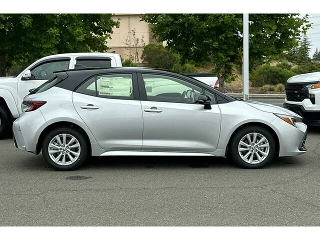 Nuevos TOYOTA COROLLA HATCHBACK à Estados chez autogozo