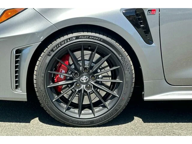 Nuevos TOYOTA GR COROLLA à Estados chez autogozo