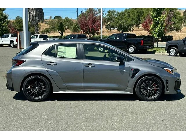 Nuevos TOYOTA GR COROLLA à Estados chez autogozo