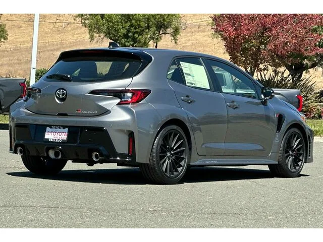 Nuevos TOYOTA GR COROLLA à Estados chez autogozo
