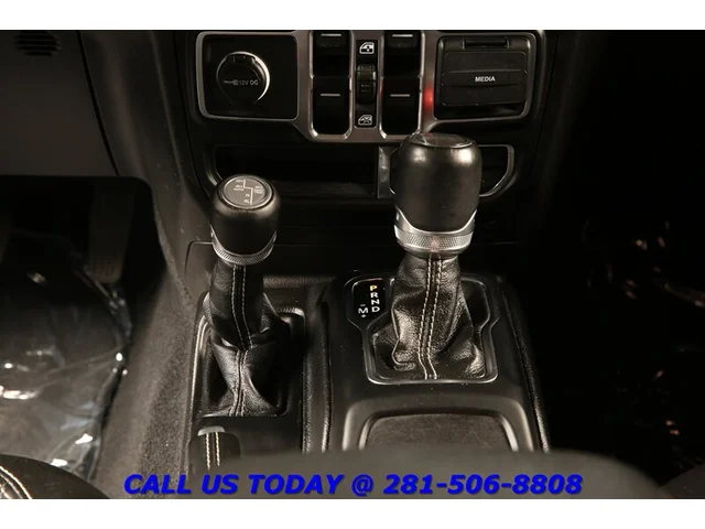 SEMINUEVOS JEEP Wrangler 2023 Sahara 4xe HARDTOP PLUG-IN HYBRID 4x4 NAV CAM a Estados en autogozo
