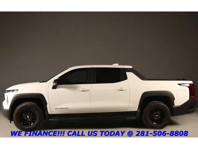 SEMINUEVOS CHEVROLET Silverado EV 2024 AWD CREW NAV ADAPT CRUISE BLIND 15K MLS a Estados en autogozo