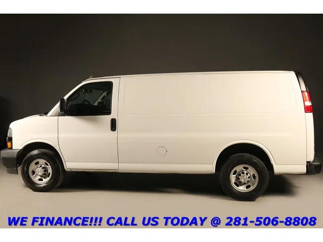SEMINUEVOS CHEVROLET Express 2021 2500 CARGO VAN LEATHER CAMERA CRUISE a Estados en autogozo