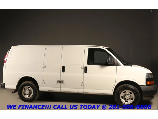SEMINUEVOS CHEVROLET Express 2021 2500 CARGO VAN LEATHER CAMERA CRUISE a Estados en autogozo