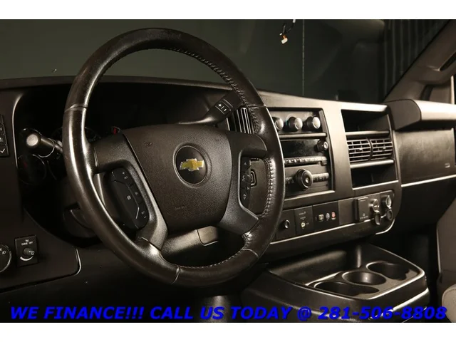 SEMINUEVOS CHEVROLET Express 2021 2500 CARGO VAN LEATHER CAMERA CRUISE a Estados en autogozo